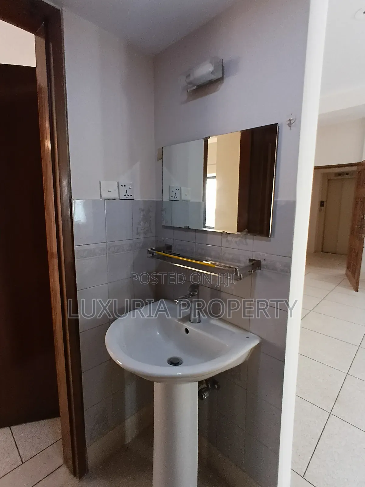 3bdrm Apartment in Gulshan for Rent