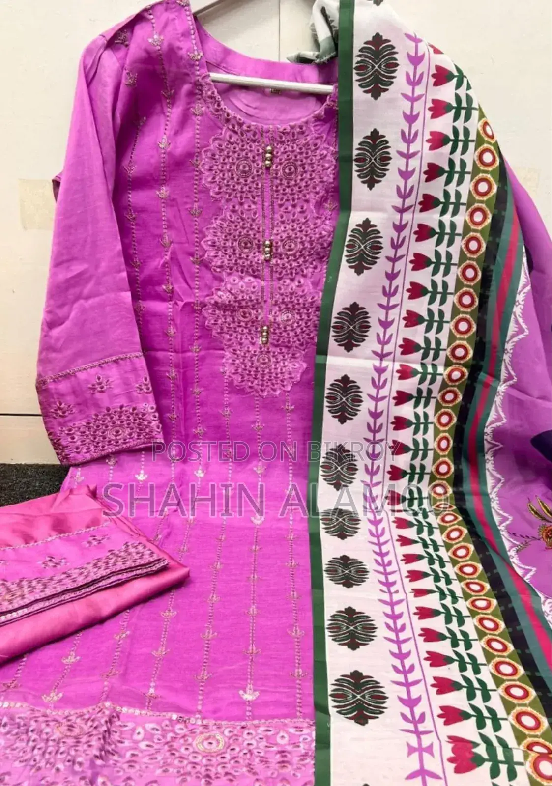 Pakistani Ready Three-Piece Set