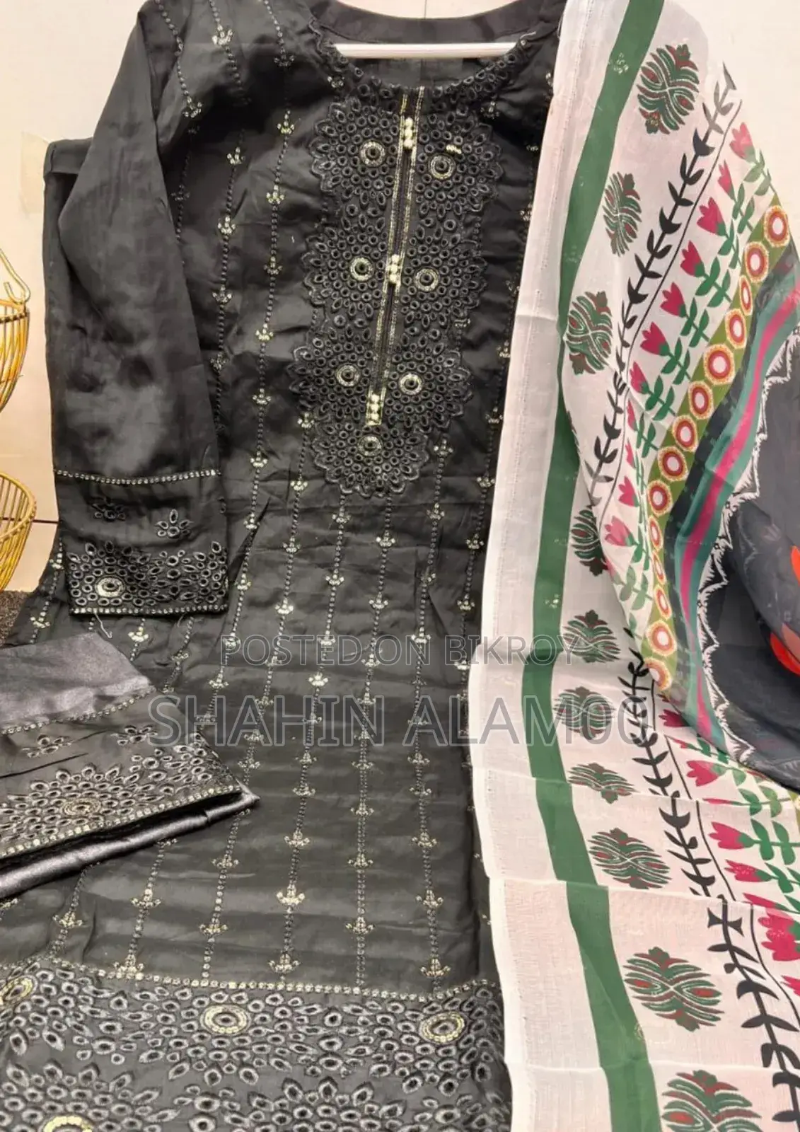 Pakistani Ready Three-Piece Set