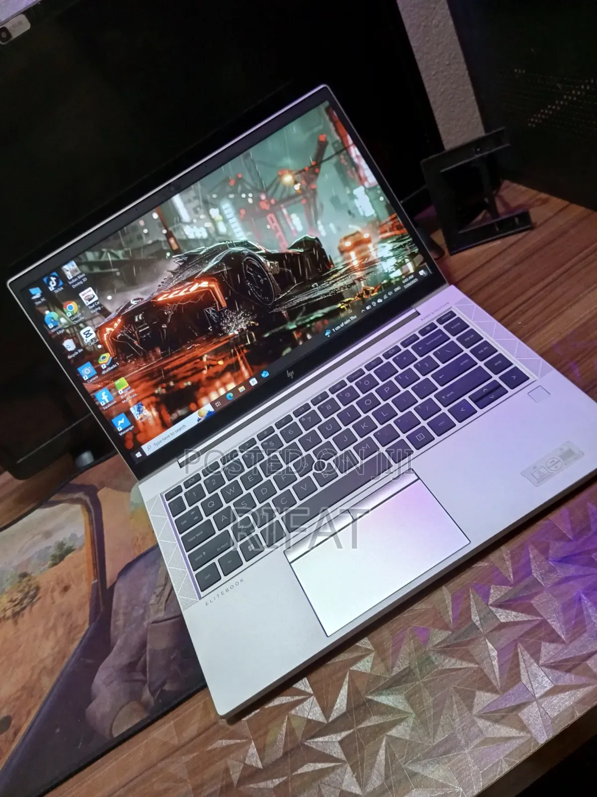 Laptop HP EliteBook 845 G8 16GB AMD Ryzen 5 SSHD+SSD 256GB