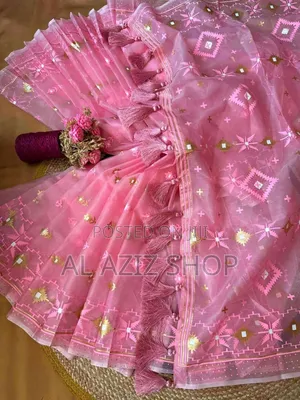 হাফ সিল্ক স্কিন প্রিন্ট এর শাড়ি 
ব্লাউজ পিচ সহ