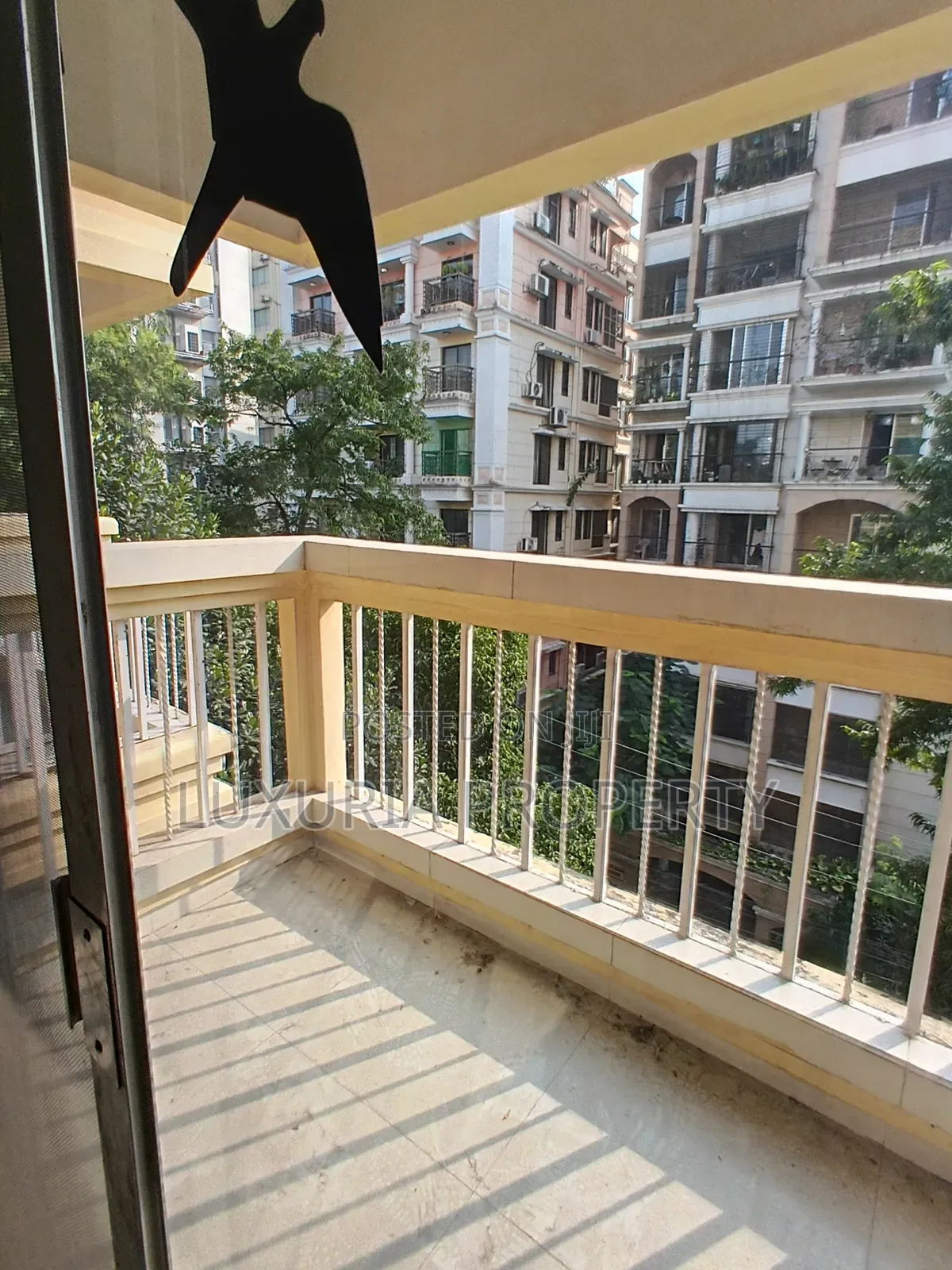 3bdrm Apartment in Banani for Rent