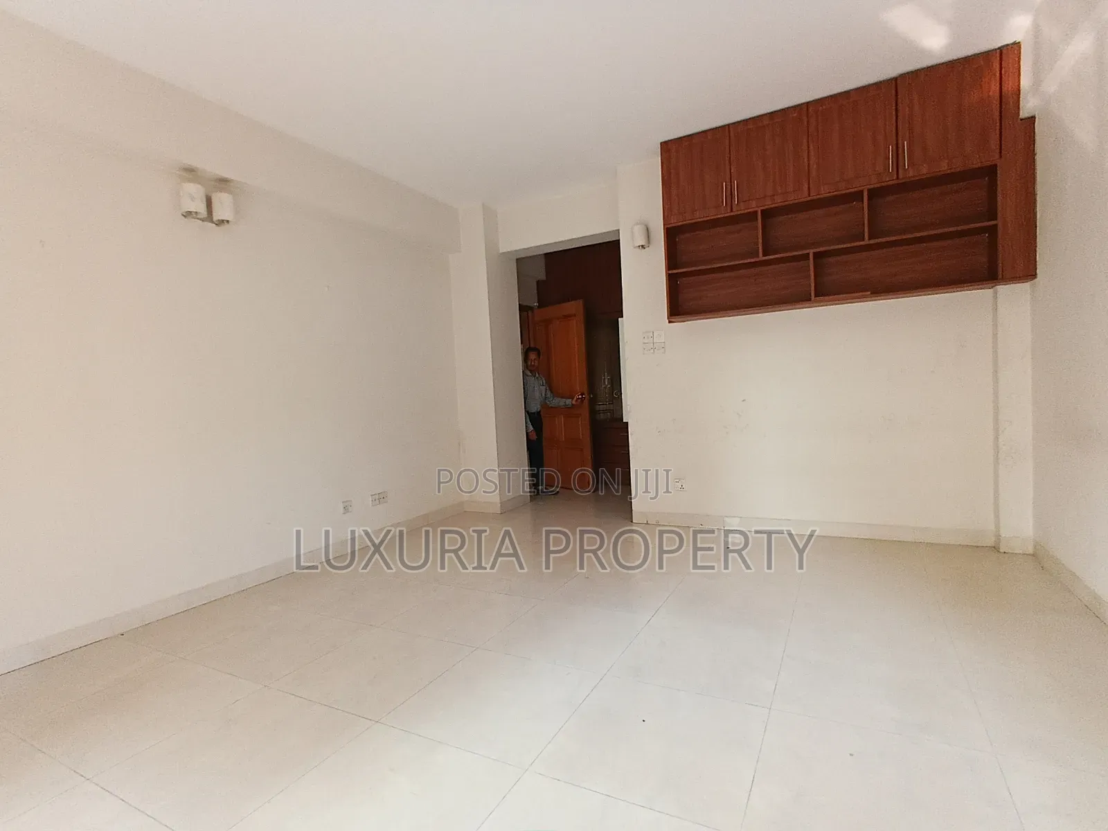 3bdrm Apartment in Banani for Rent
