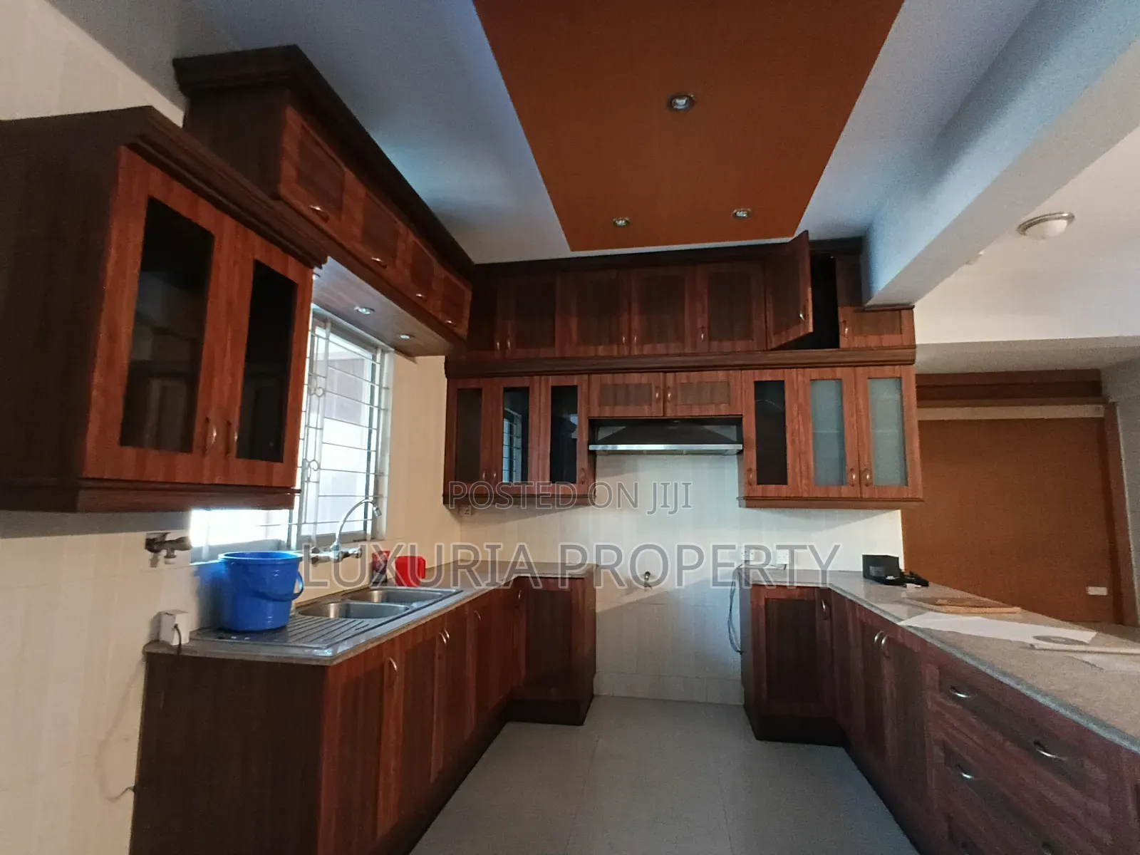 3bdrm Apartment in Banani for Rent