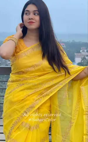 ধুপিয়ান সিল্ক শাড়ী তে ব্লাউজ পিস