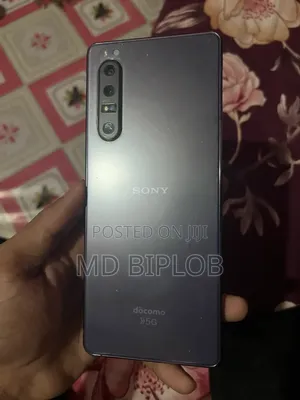 Photo - Sony Xperia 1 II 128 GB Purple