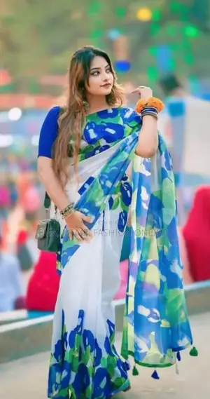 হাফ সিল্ক শাড়ী উইথ ব্লাউজ পিস