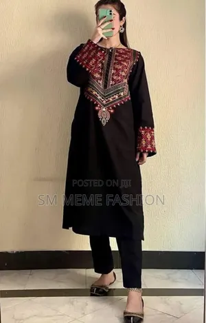 ​ এলিগেন্ট ব্ল্যাক এম্বুডারি ২ পিস 