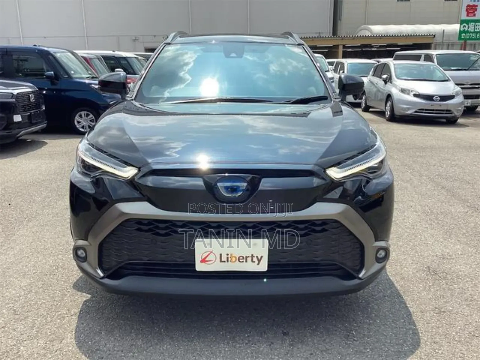 New Toyota Corolla Cross 1.8 Hybrid AWD 2022 Black