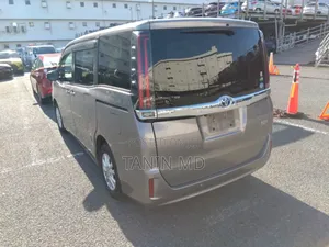 Toyota Noah 1.8 FWD Hybrid (7 Seater) 2020 Brown