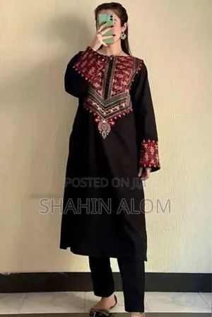 এলিগেন্ট ব্ল্যাক এম্বুডারি ২ পিস 