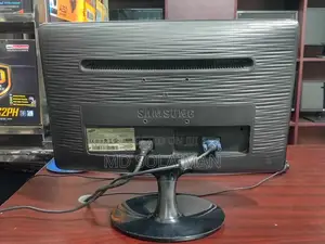 Samsung 19" Led Monitor – Crystal Clear Display