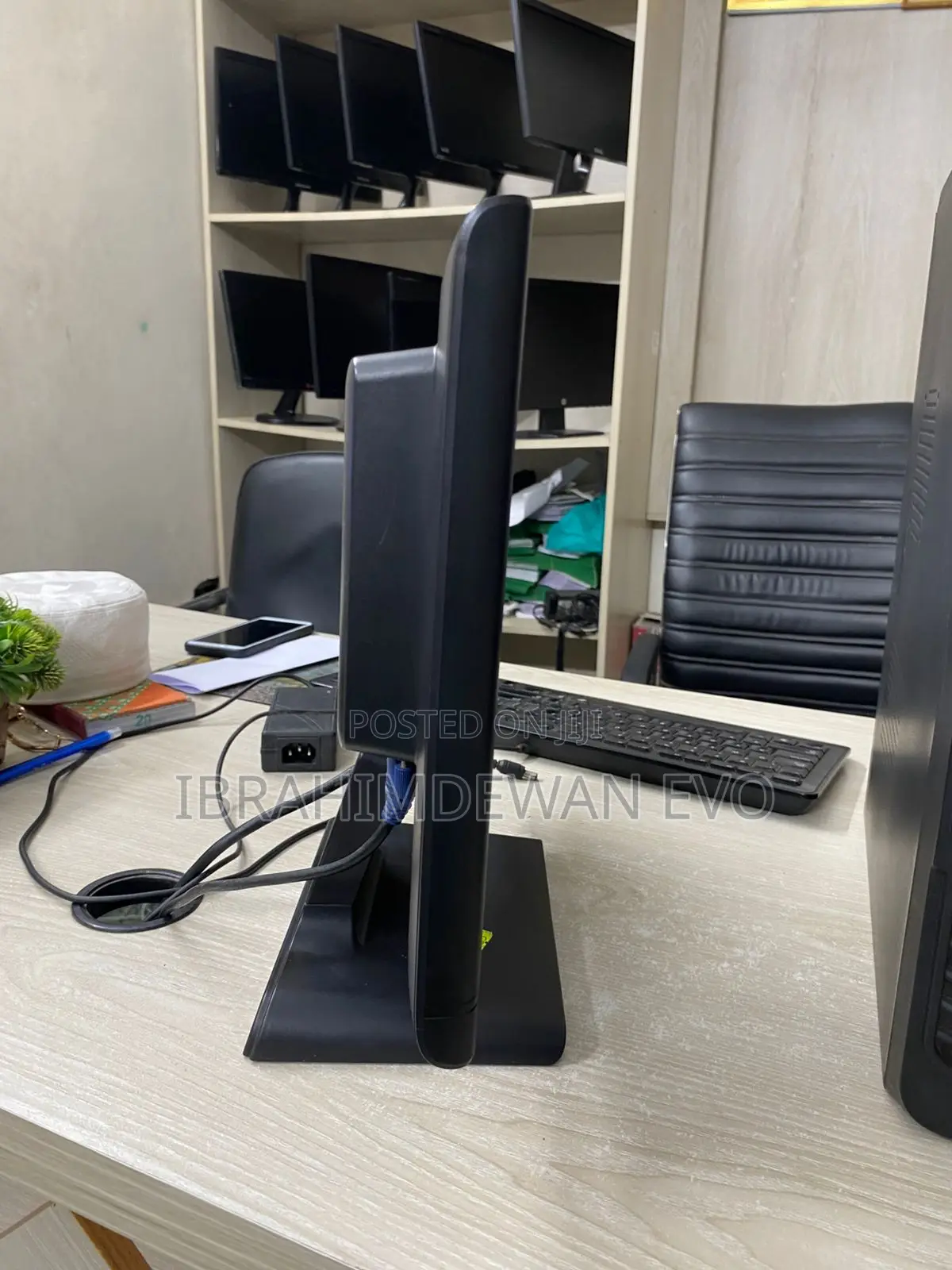 Desktop Computer Asus 4GB Intel Core I3 SSD 128GB