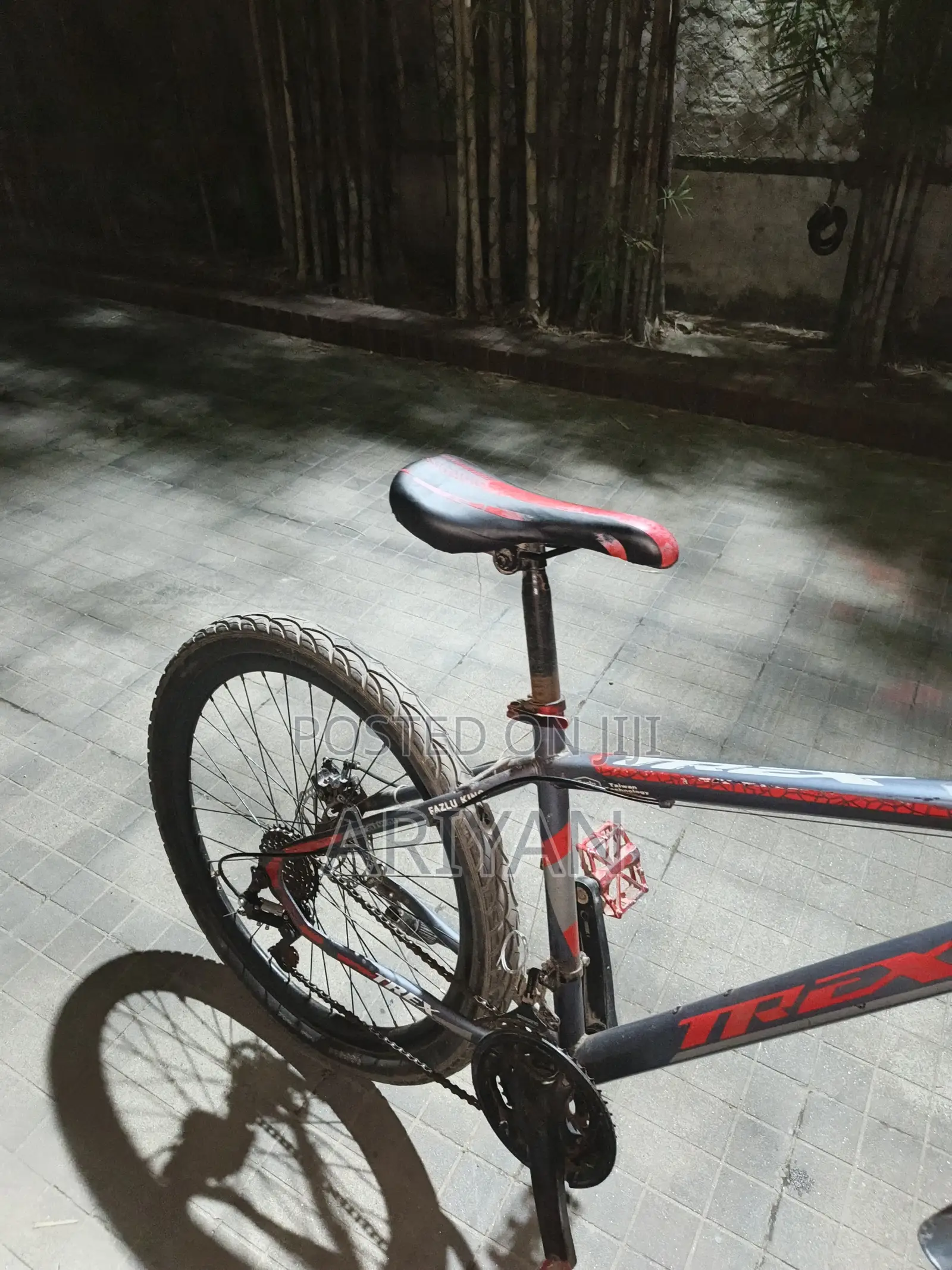 Hero Achiever 2023 Brown