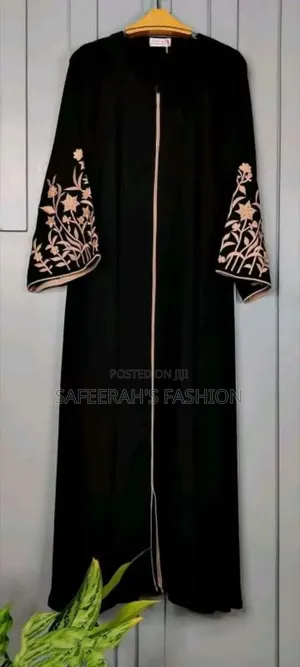 Photo - Full Koli Borkha 
R