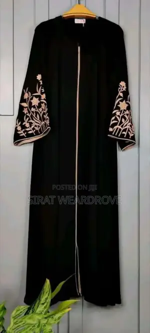 Photo - Full Koli Borkha 
R