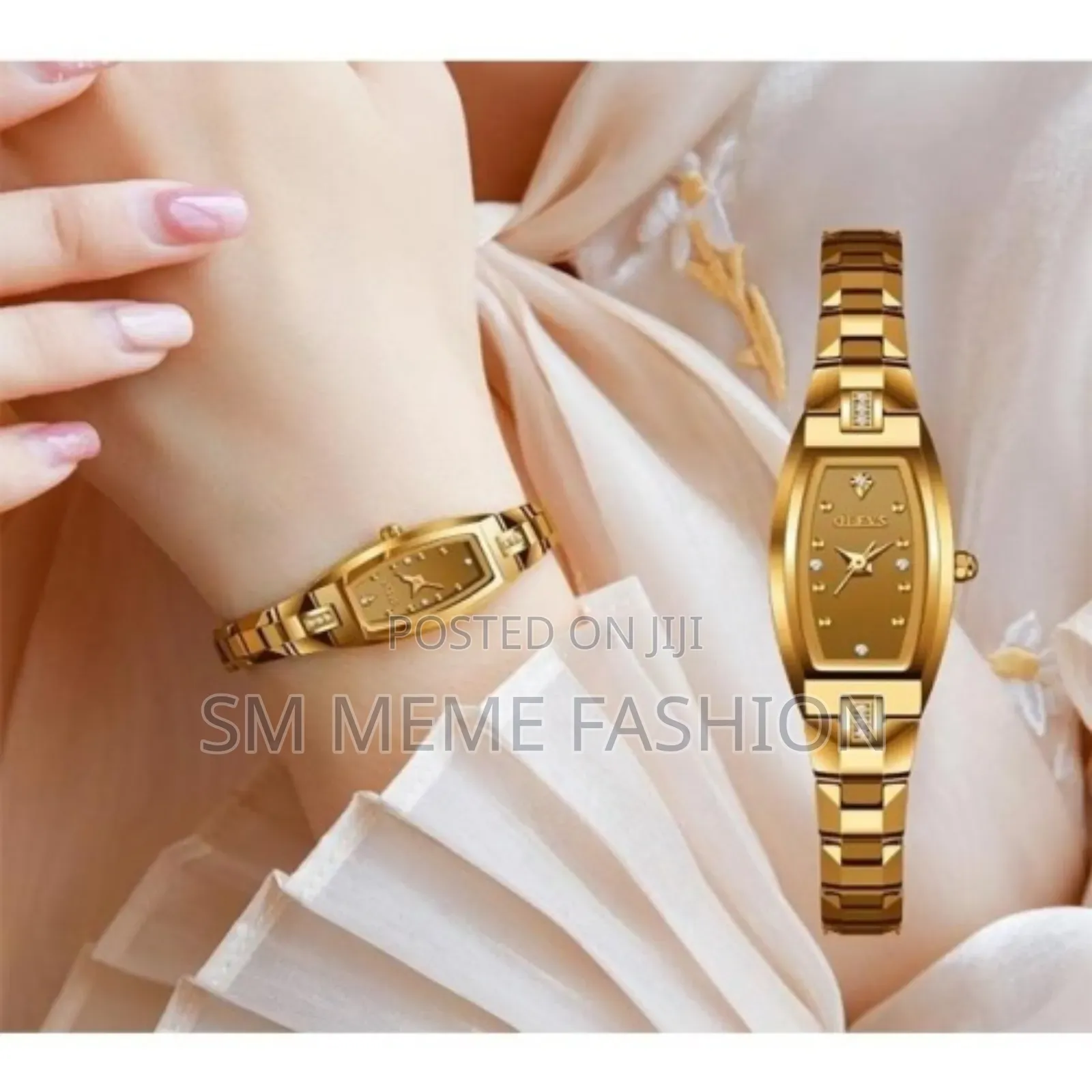 Case Shape: Tonneau Dial Window Material Type: Coated Glass