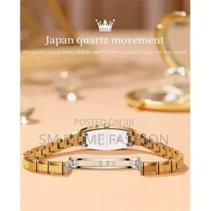 Case Shape: Tonneau Dial Window Material Type: Coated Glass