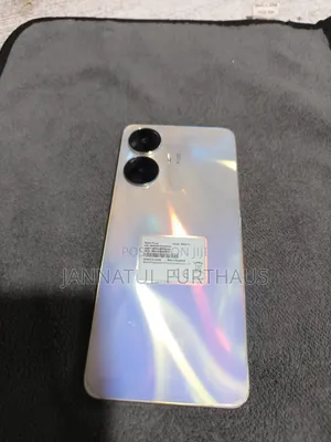 Photo - Realme C55 128 GB White