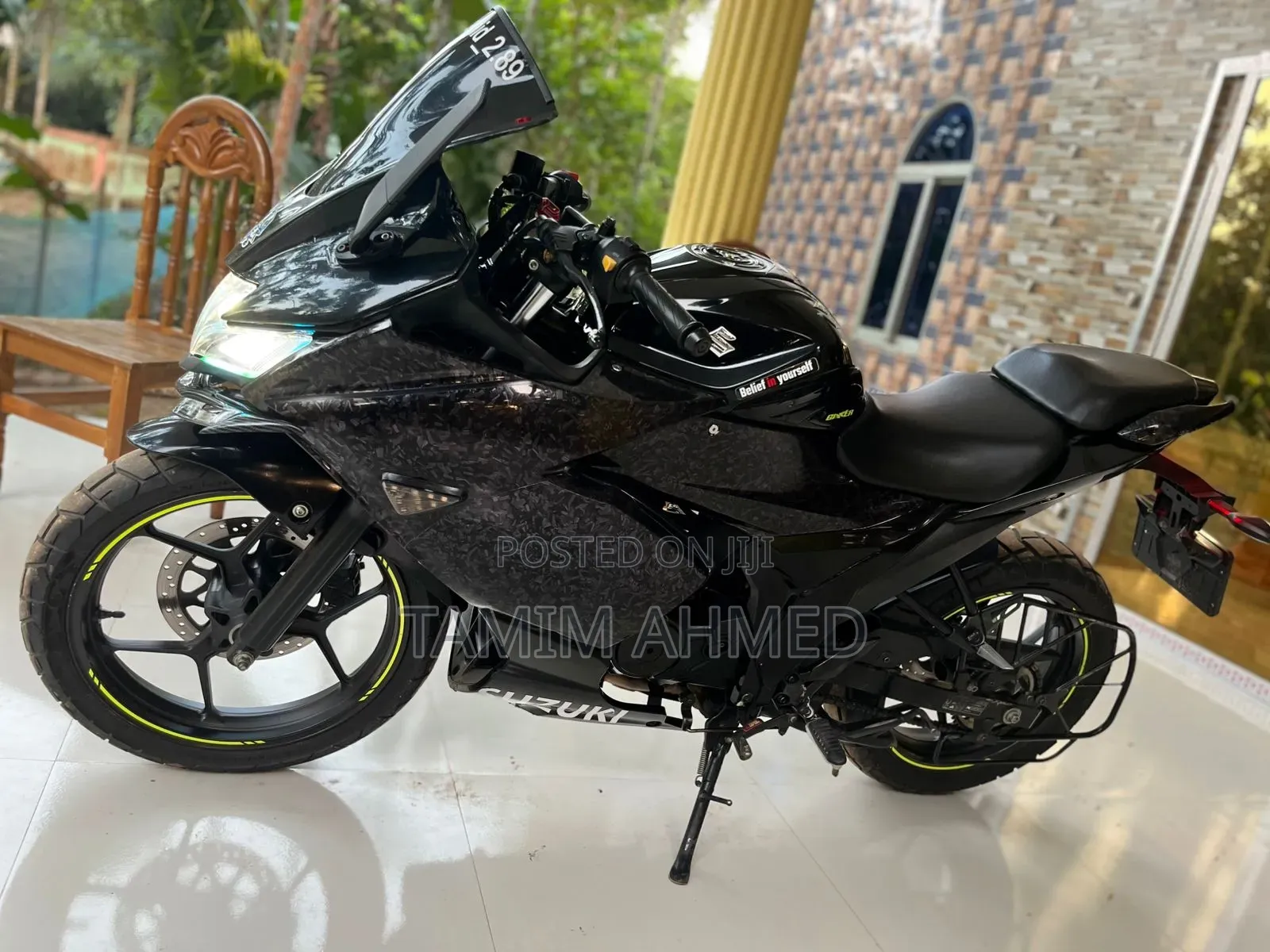Suzuki GSR 2021 Black