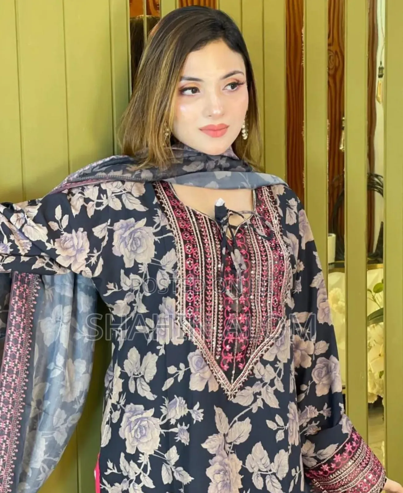 রেডিমেড থ্রি পিস