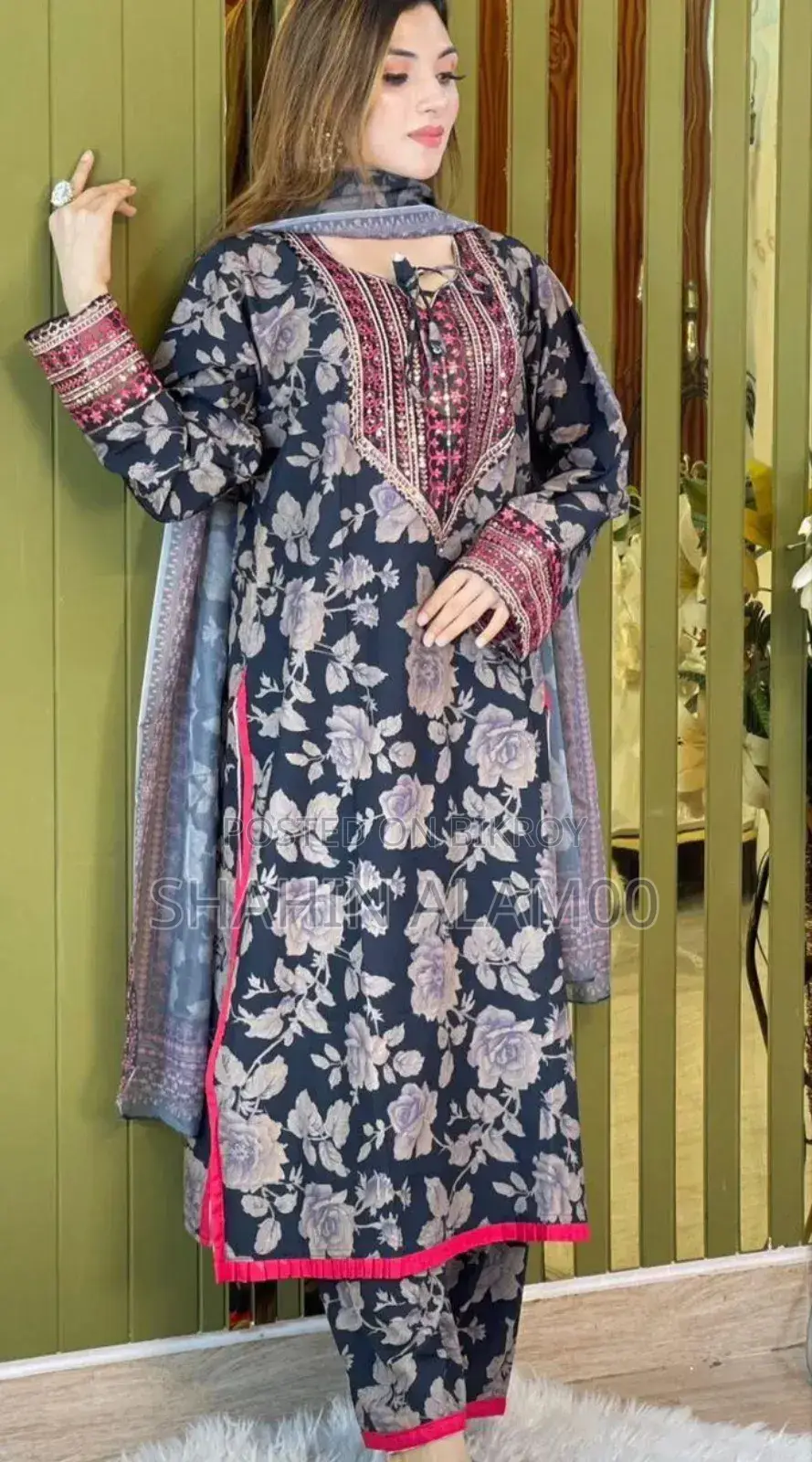 Ready-made Three Piece