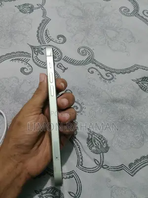 New Apple iPhone 12 256 GB Yellow