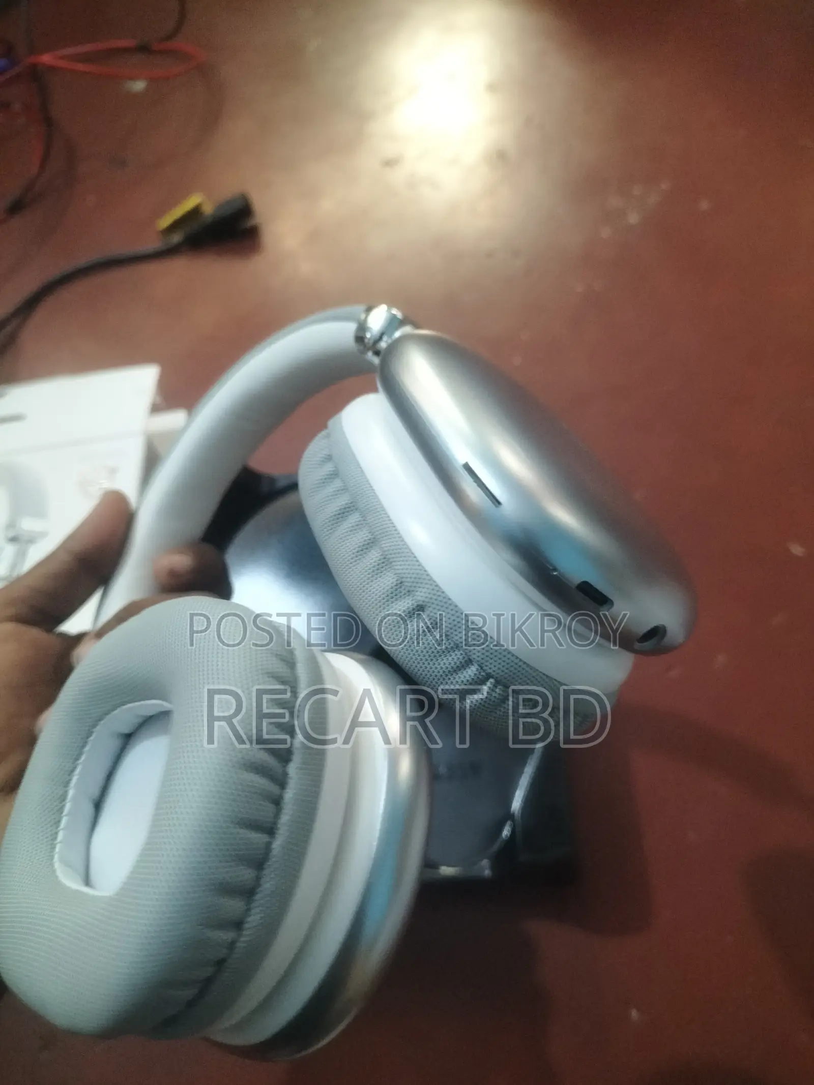 Hoco W35 Max এয়ারপডস ম্যাক্স ডিজাইনের ওয়্যারলেস হেডফোন