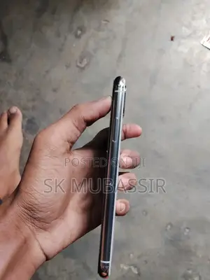 Apple iPhone X 64 GB White