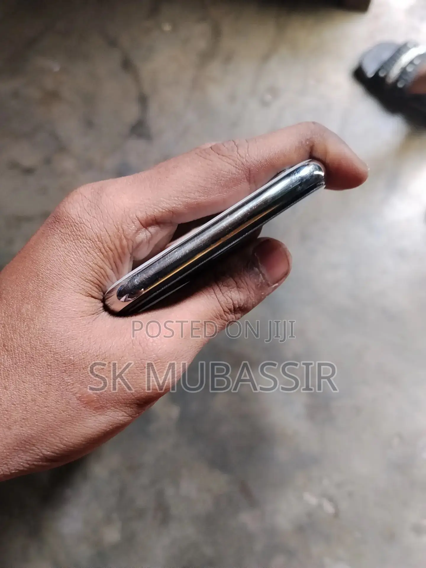 Apple iPhone X 64 GB White