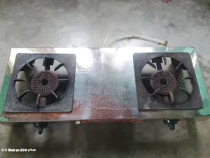 লাইনের গেচের বড় একটি চুলা বিক্রি হবে