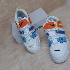 New 2026 Collection Sneaker Sports Shoes Treadvibe 208