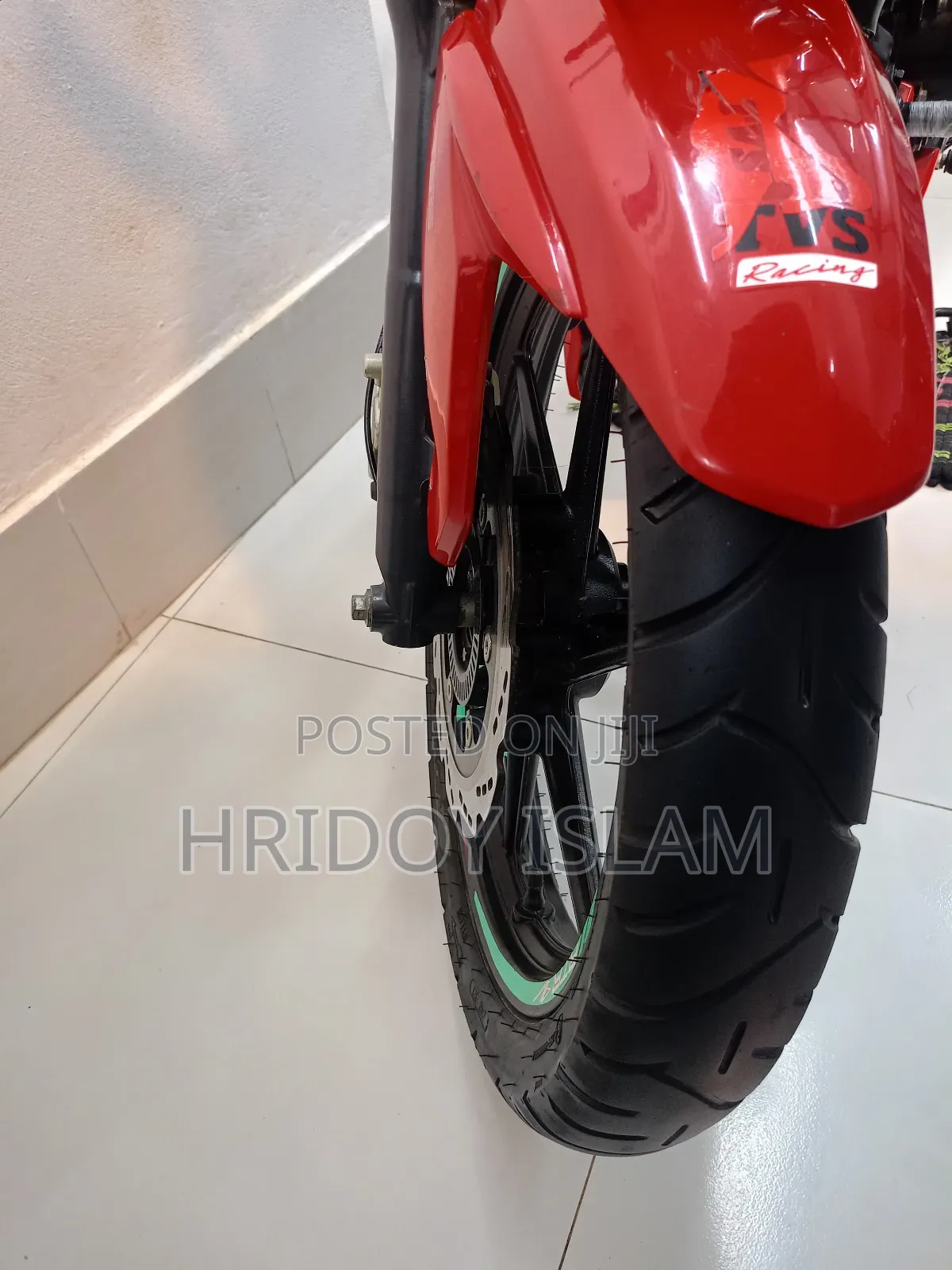 TVS Apache 160 4V 2022 Red