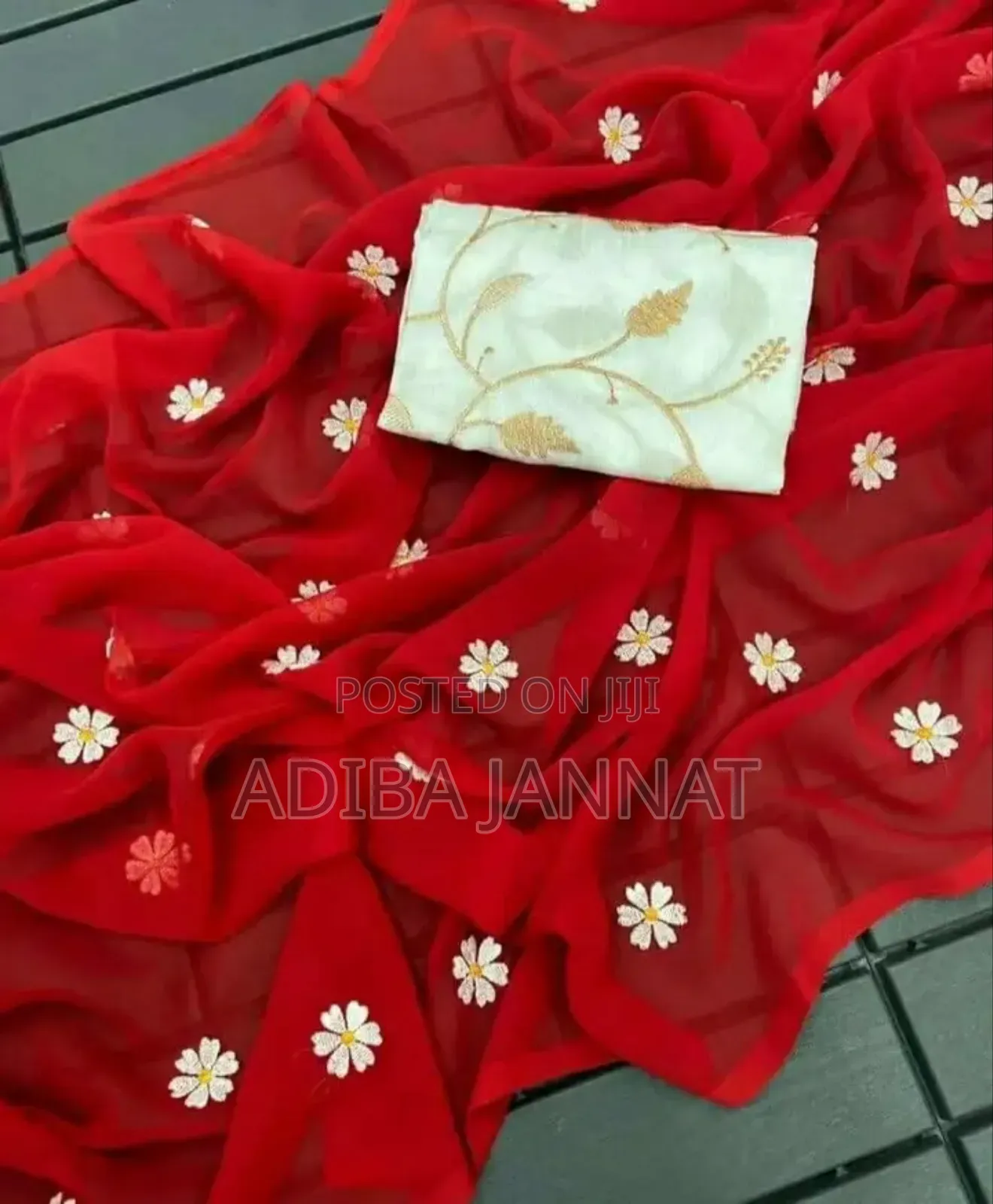 Georgette Sharee 
*Saree*