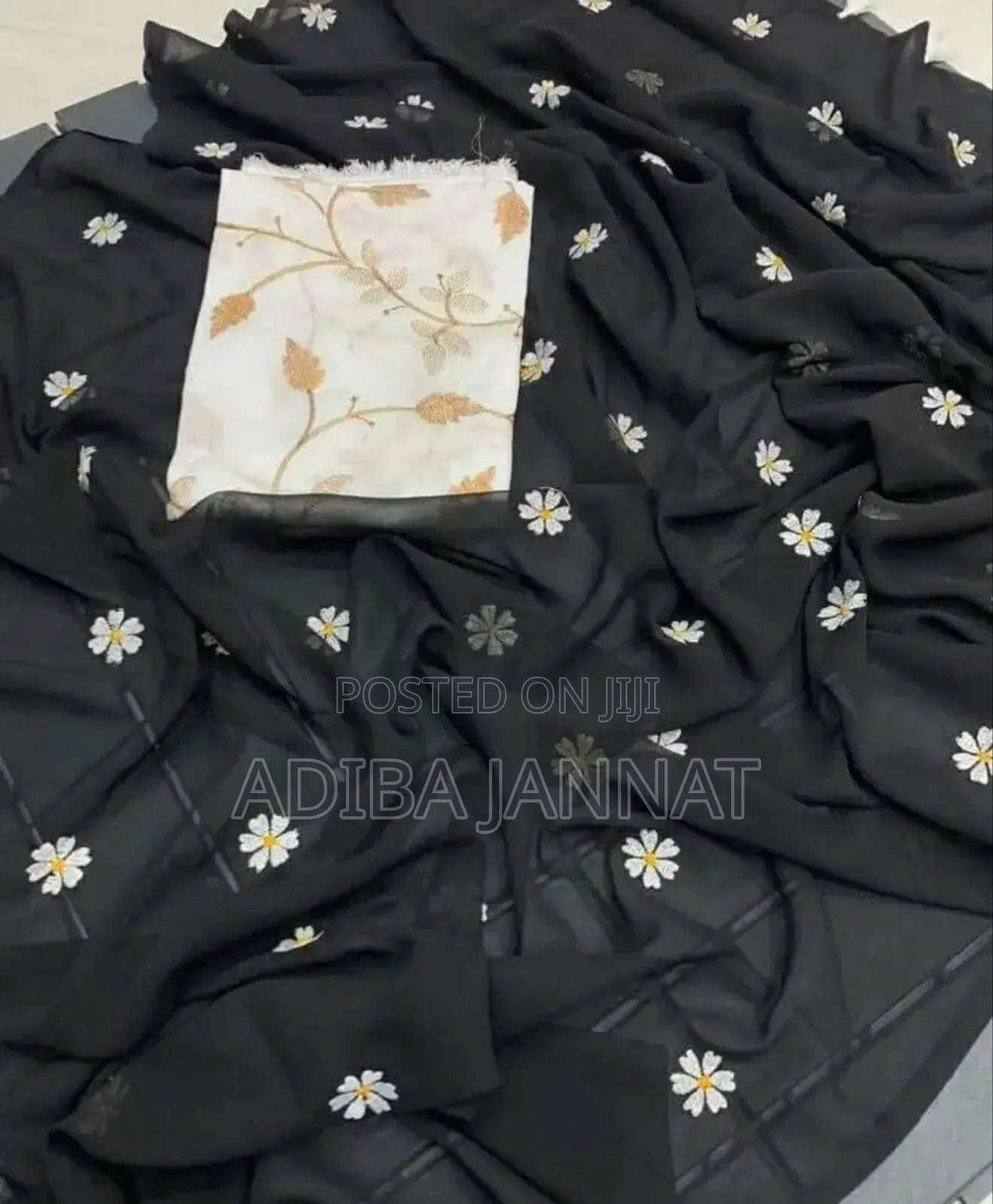 Georgette Sharee 
*Saree*