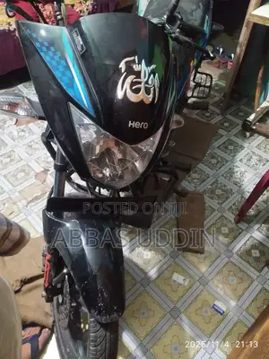 Hero Glamour 2023 Black