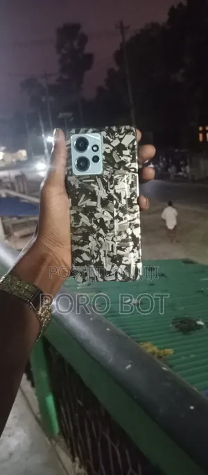 Photo - Xiaomi 12 256 GB Blue