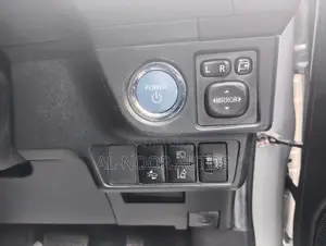 Toyota Corolla Fielder 2020 Silver