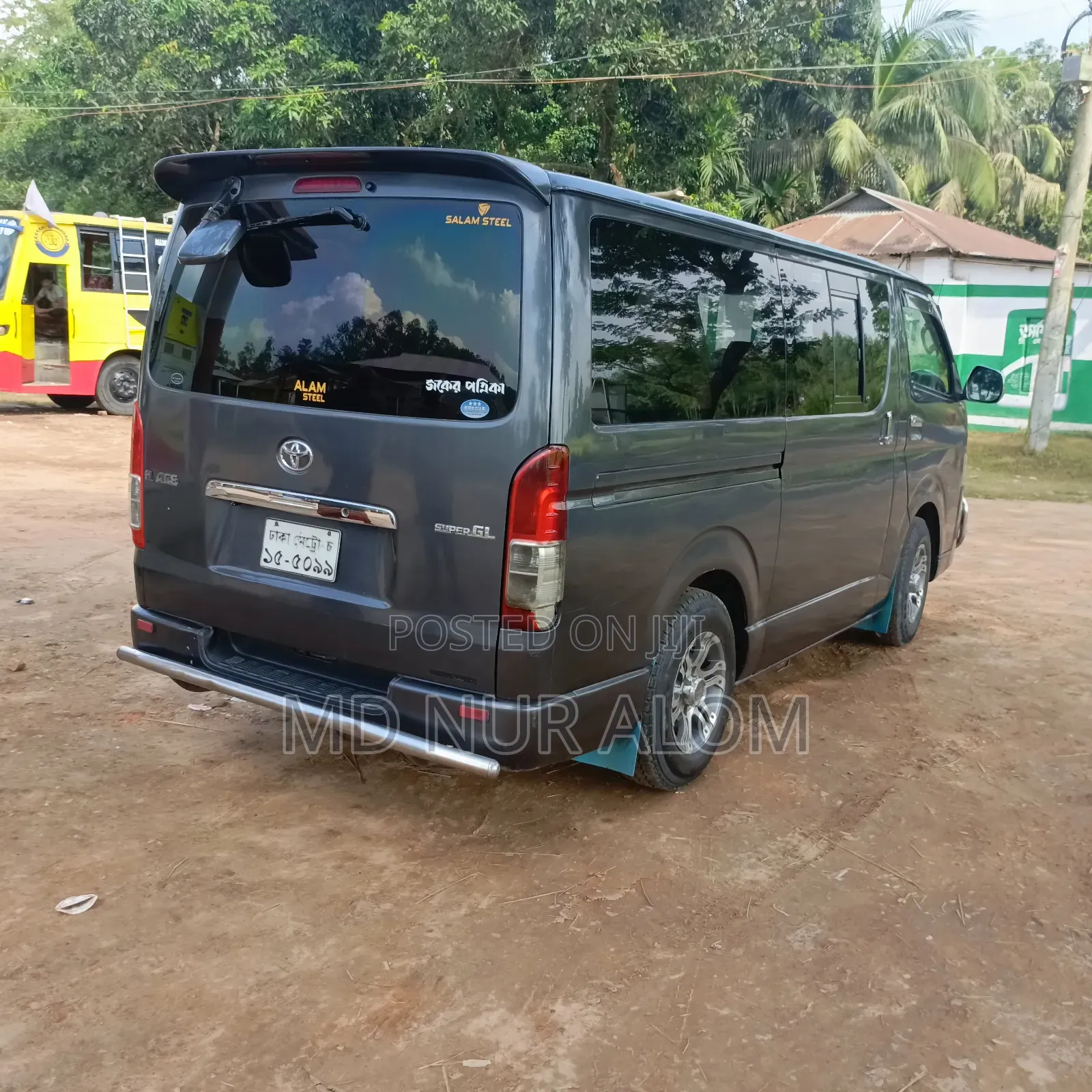 Toyota HiAce 2009 Black