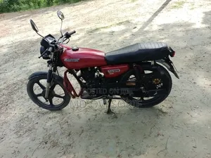 শক্তিশালী বাইক