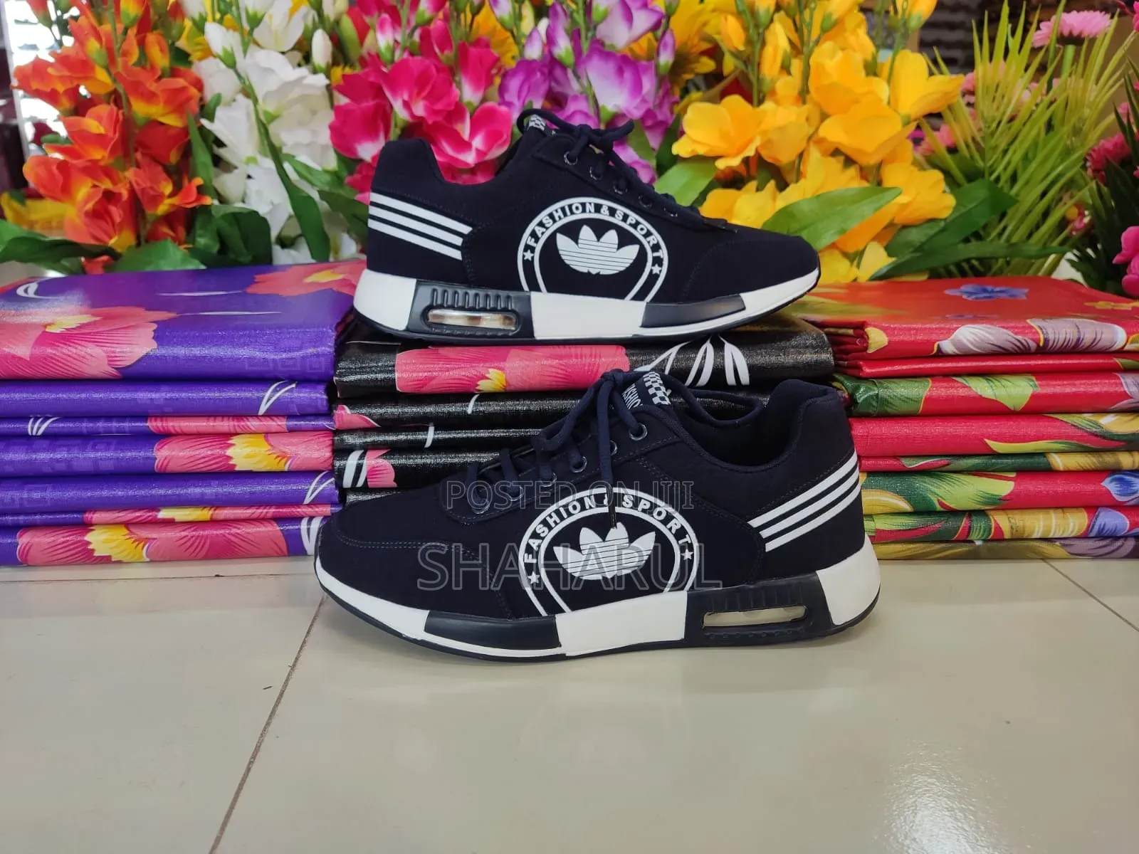 Fashion and Sport Shoe