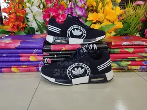 Fashion and Sport Shoe