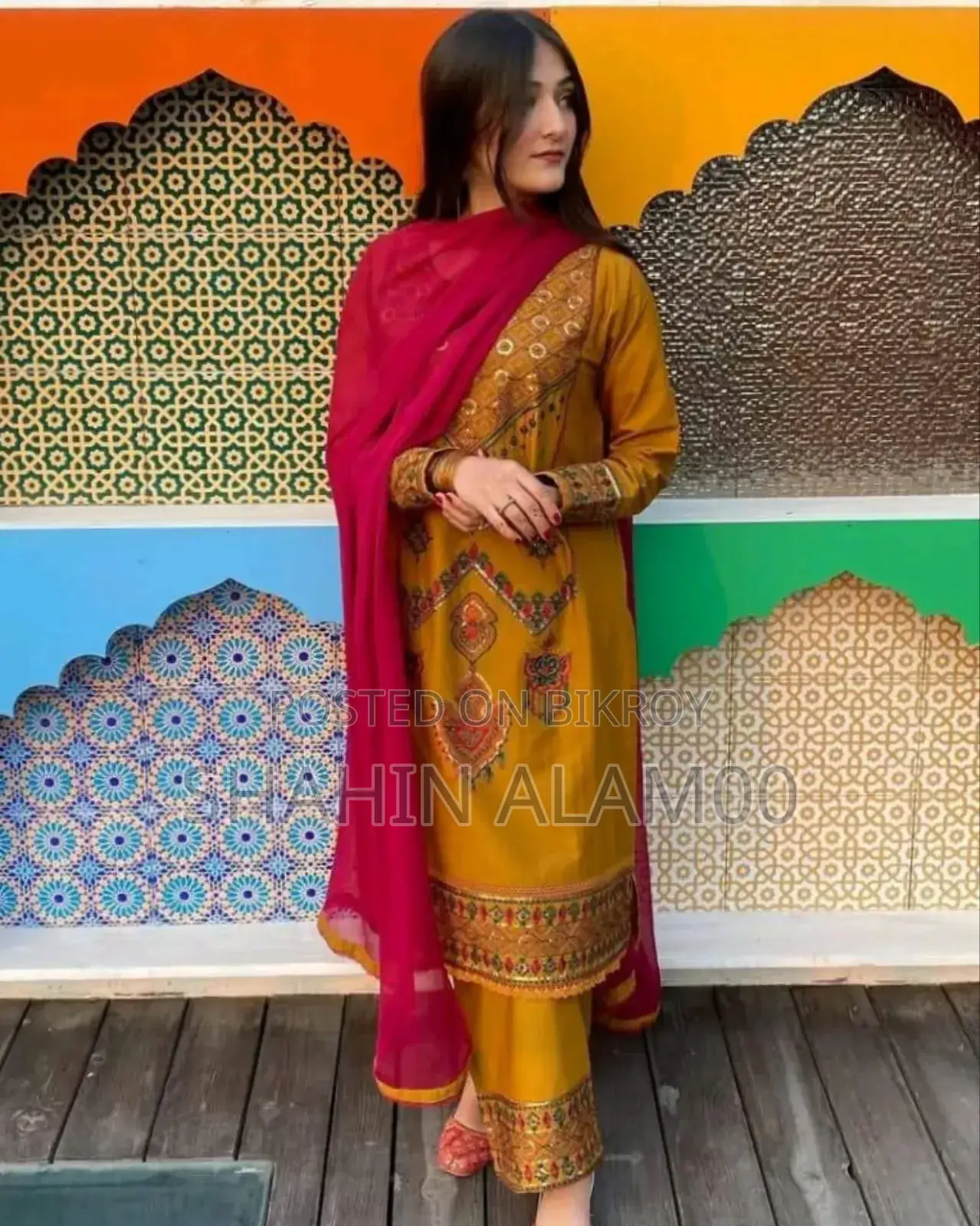 এমব্রয়ডারি থ্রি-পিস