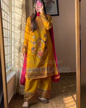 এমব্রয়ডারি থ্রি-পিস
