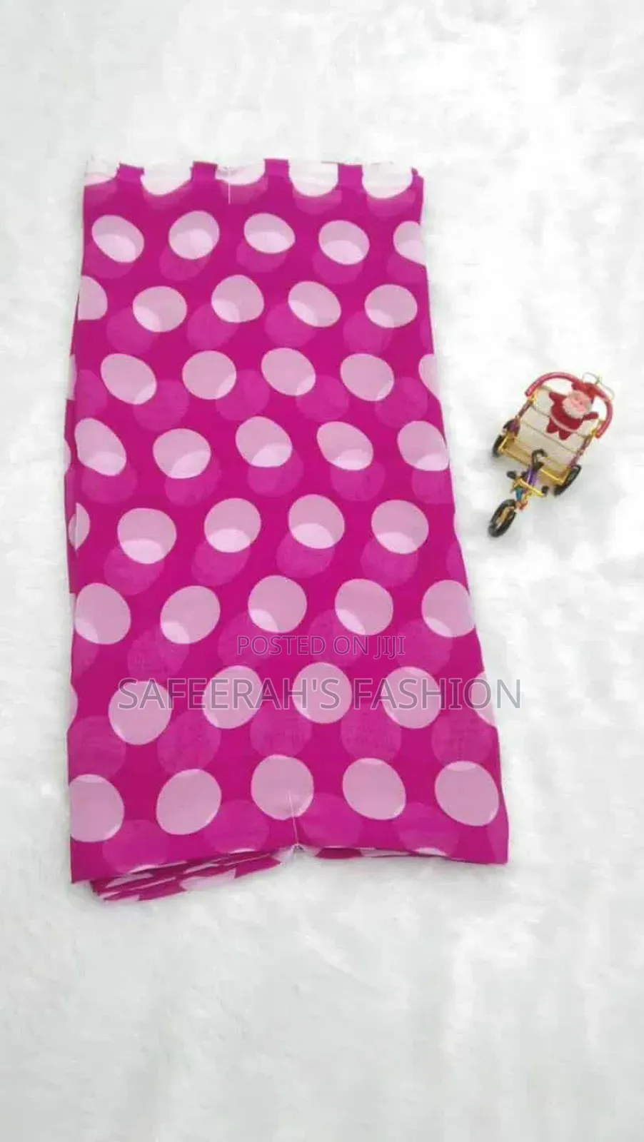 বল প্রিন্ট জর্জেট শাড়ী 
R