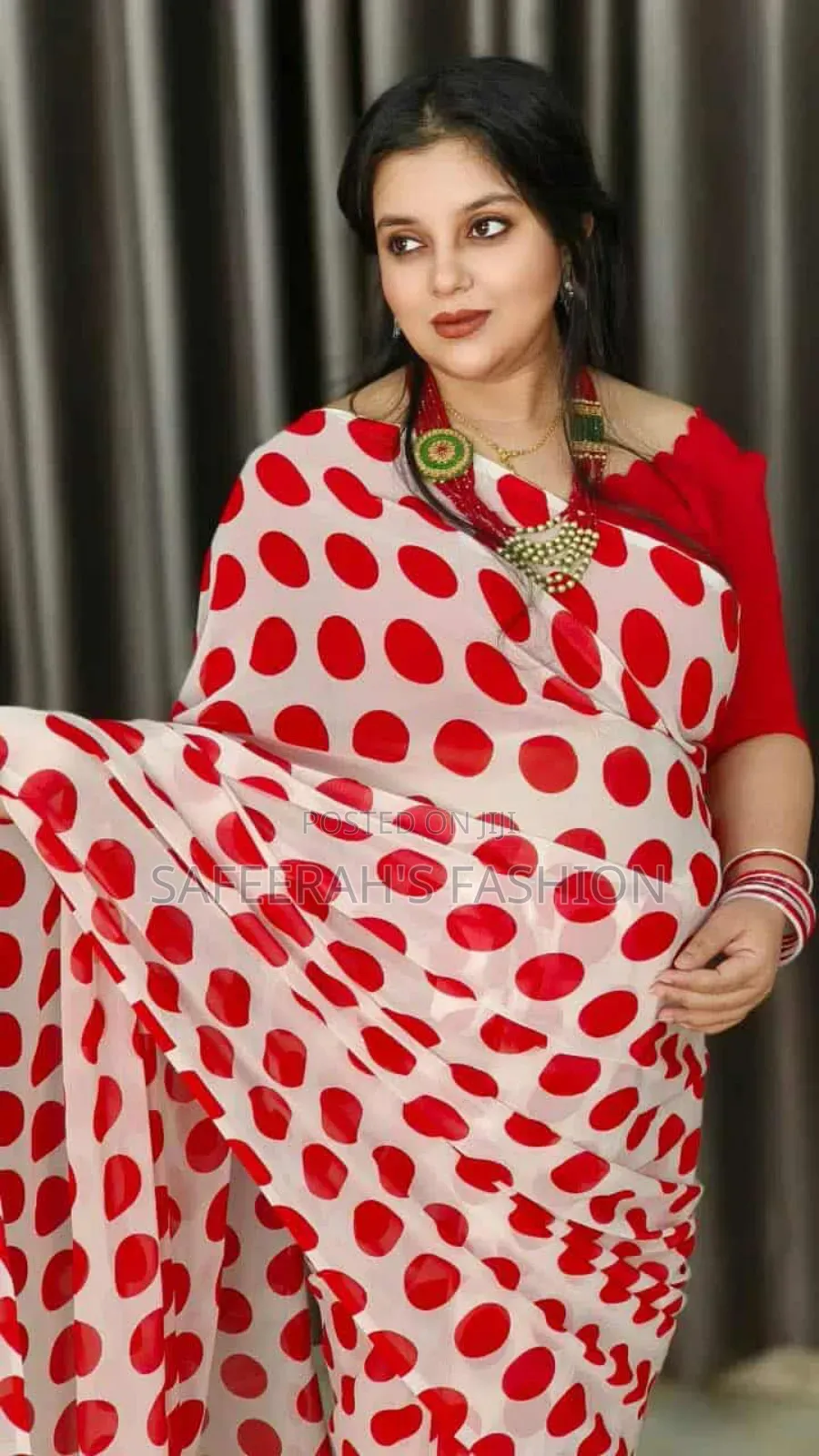 বল প্রিন্ট জর্জেট শাড়ী 
R