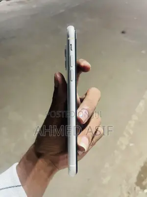 Apple iPhone 11 128 GB White