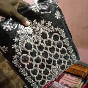 Photo - জর্জেট এমব্রয়ডারি পাকিস্তানী 3 পিস
Lif