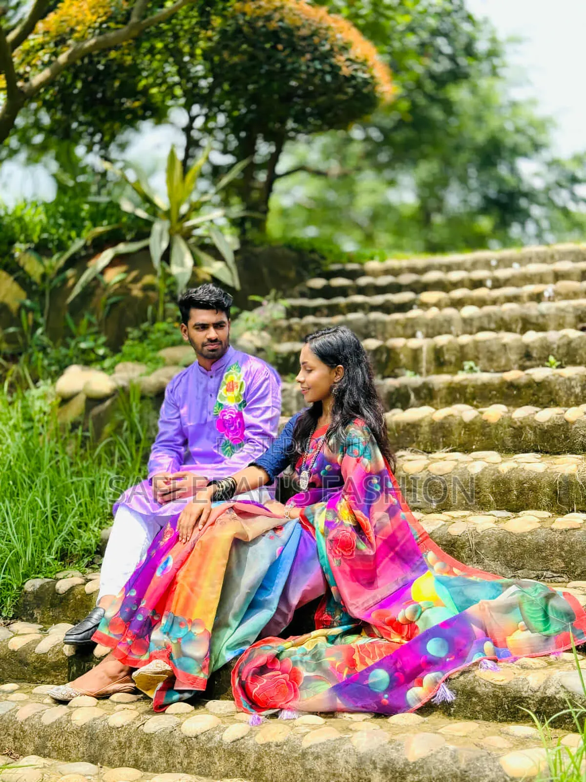  চান্দুরি সিল্ক শাড়ি ও পাঞ্জাবি কাপল সেট r