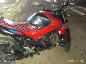 Photo - New Hero Thriller 160R 2022 Red